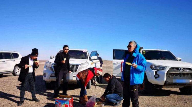 老雷的旅游vlog b53e88e412854efb81447f655a44a7ff.jpeg