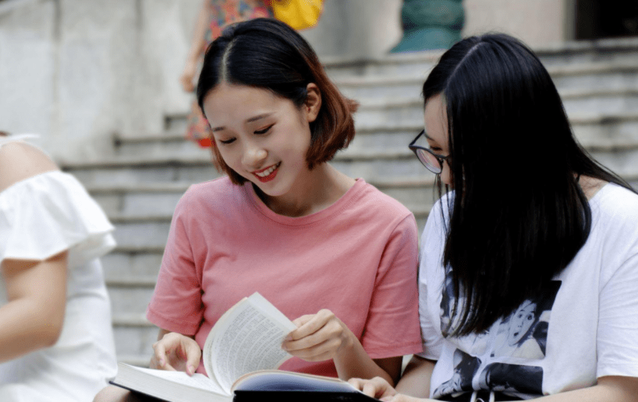 研究生排行榜_我国“研究生院”排行榜,榜首不是清华北大,垫底985略显尴尬