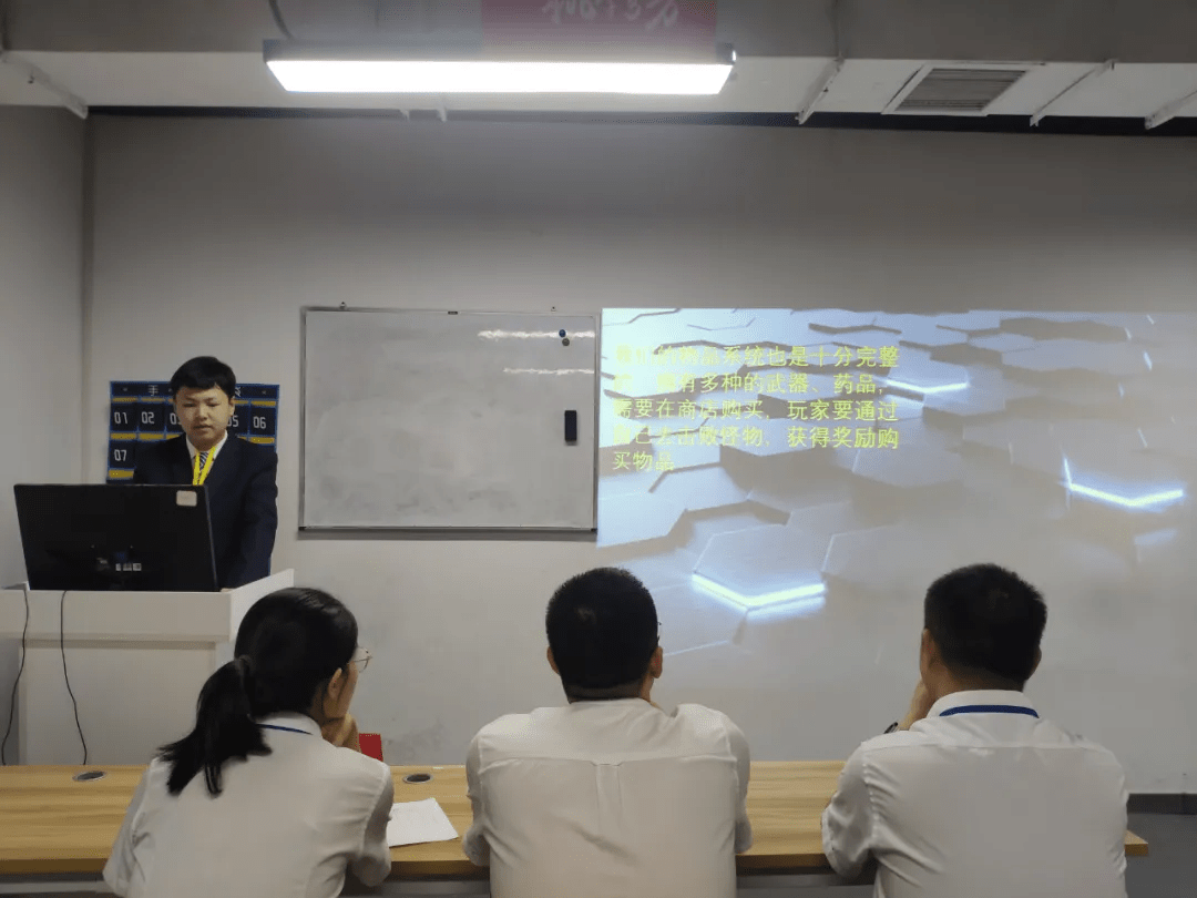 北大青鸟建大it学院qa2003班项目答辩比赛圆满成功