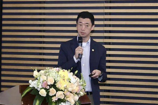 陈丹青西藏组画61牧羊人领衔北京保利2021春拍