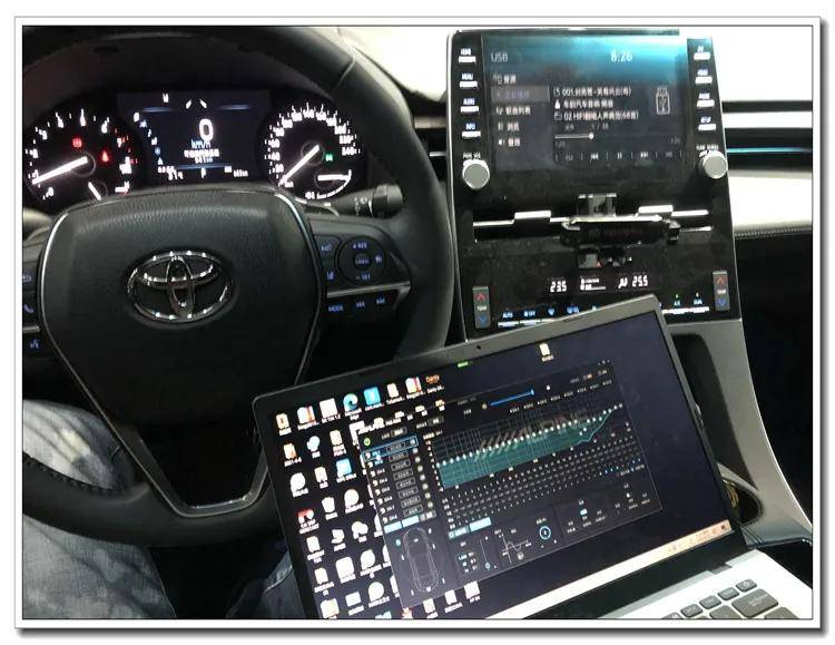 汕头丰田亚洲龙汽车音响改装升级,超薄低音炮补充低频