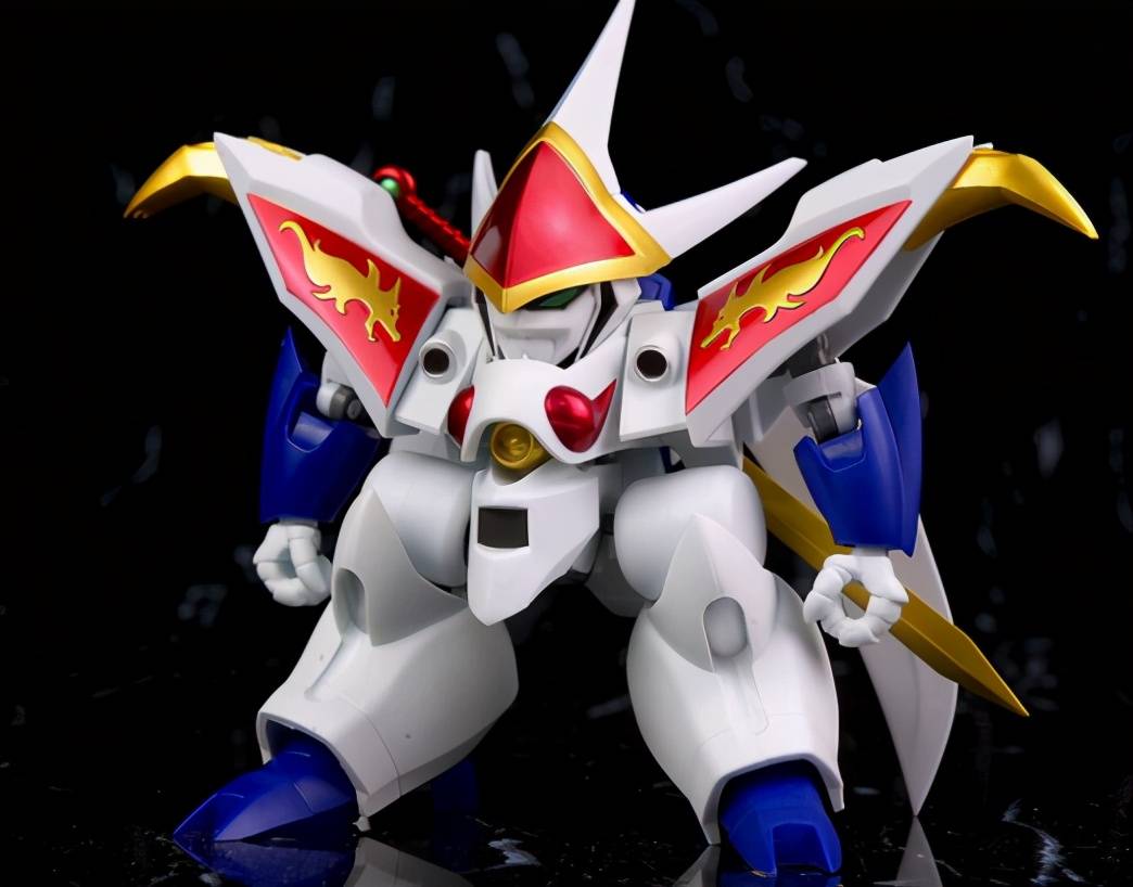 在星界山,龙神丸获得了新星的能量,并将其与小渡的勇气之力相结合