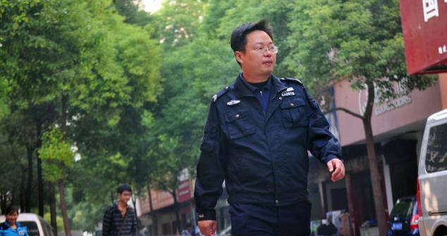 怎么在学校当保安 3d61af4d0dc74db4b454757b242a6d14.jpeg