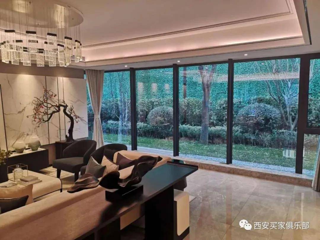 华润悦府施工有猫腻引发维权 华润置地：不满意可退房_财闻社