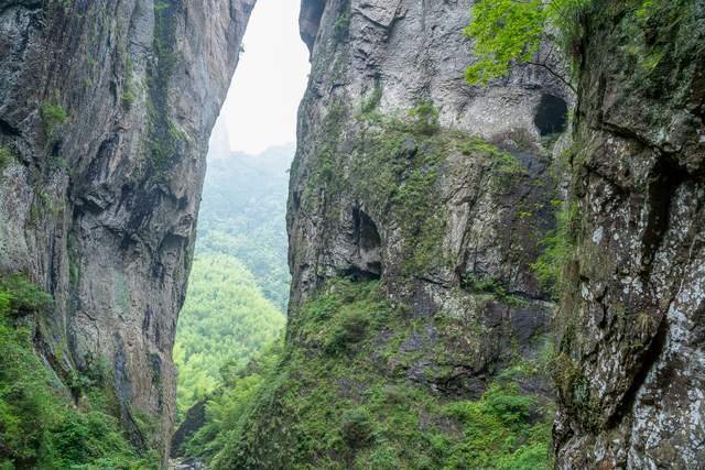 雁荡山八景之一显胜门,十五元门票游一次绝对值得_乐清