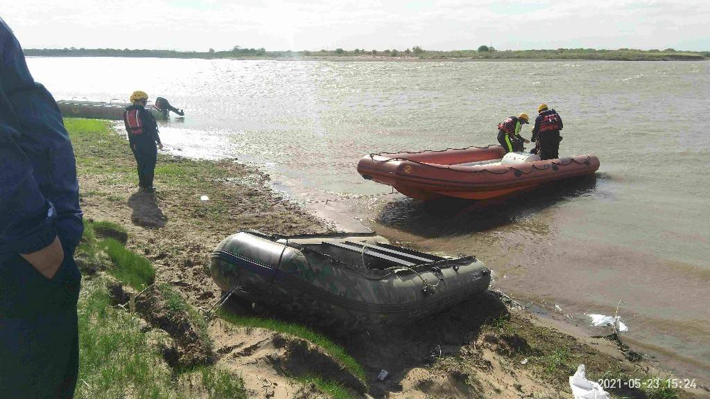 黑龙江富裕县沉船事故救援最新进展:沉船位置初步锁定,将对失联人员