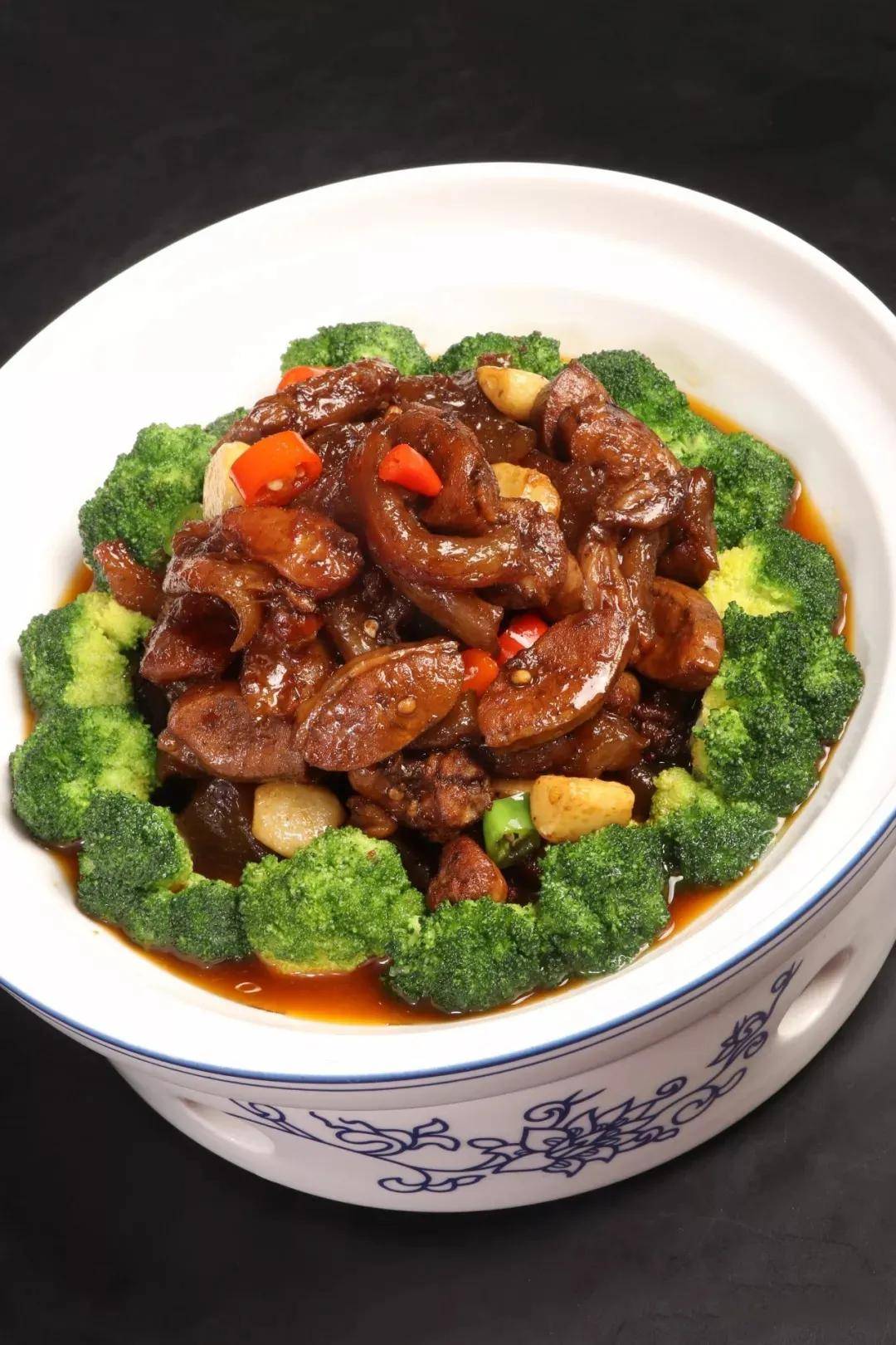 栗子烧带皮黄牛肉丝瓜花蛤煮羊肉