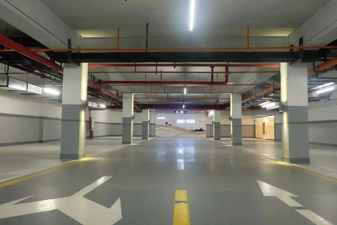 西安碧桂园阅江府丨爱车理想家精工车位礼遇非凡人生