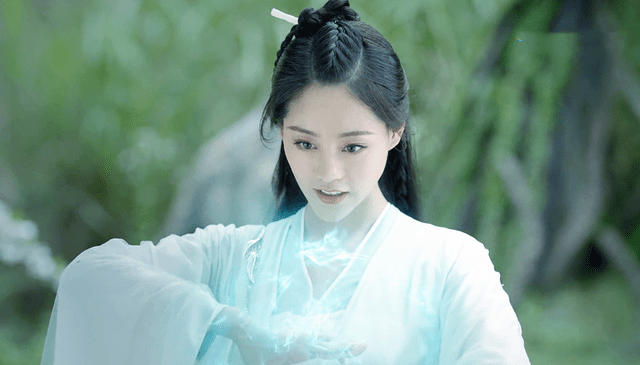 原创遇龙流萤四世都曾骑过龙王不愧是龙骑士龙王堪称钢铁直龙