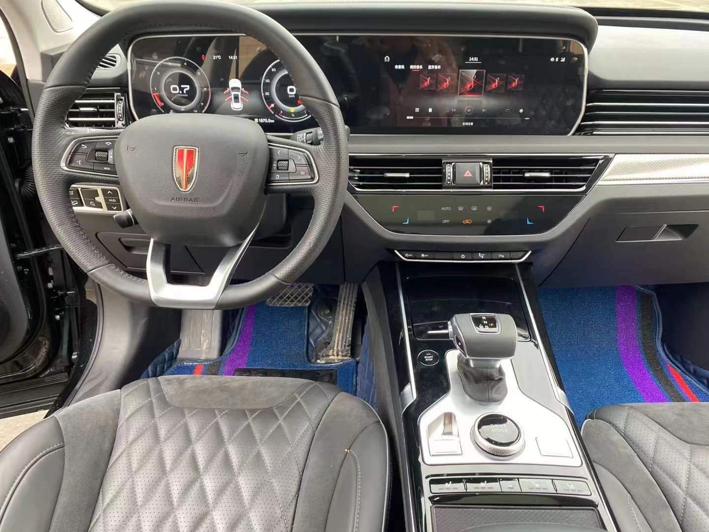 今天说2021年红旗hs520t顶配224马力l46档手自一体108w