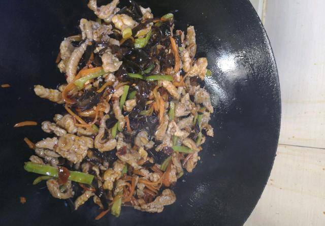 鱼香肉丝的肉是什么肉里脊肉 f20d79d118cc4f8f967d9aead70fed8e.jpeg