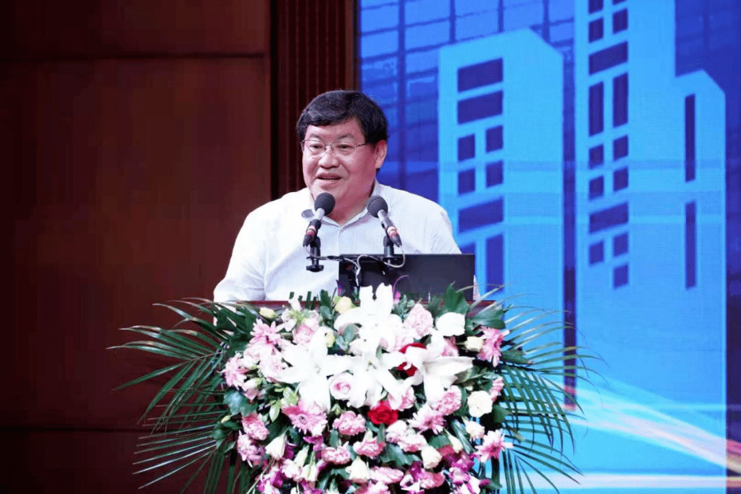 西安医学会葛移繁会长为微生物高端论坛致辞西安市第一医院张红兵副