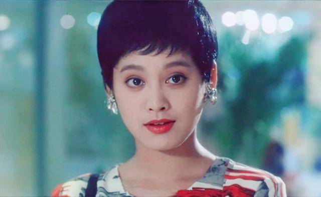 原创恨嫁宁静性格彪悍逆袭成娱乐圈顶流情史低调