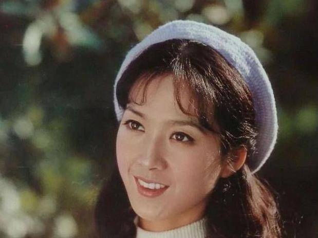 各个年代出名的女演员 e4573acc99cf46b9b406f3452e788807.jpeg