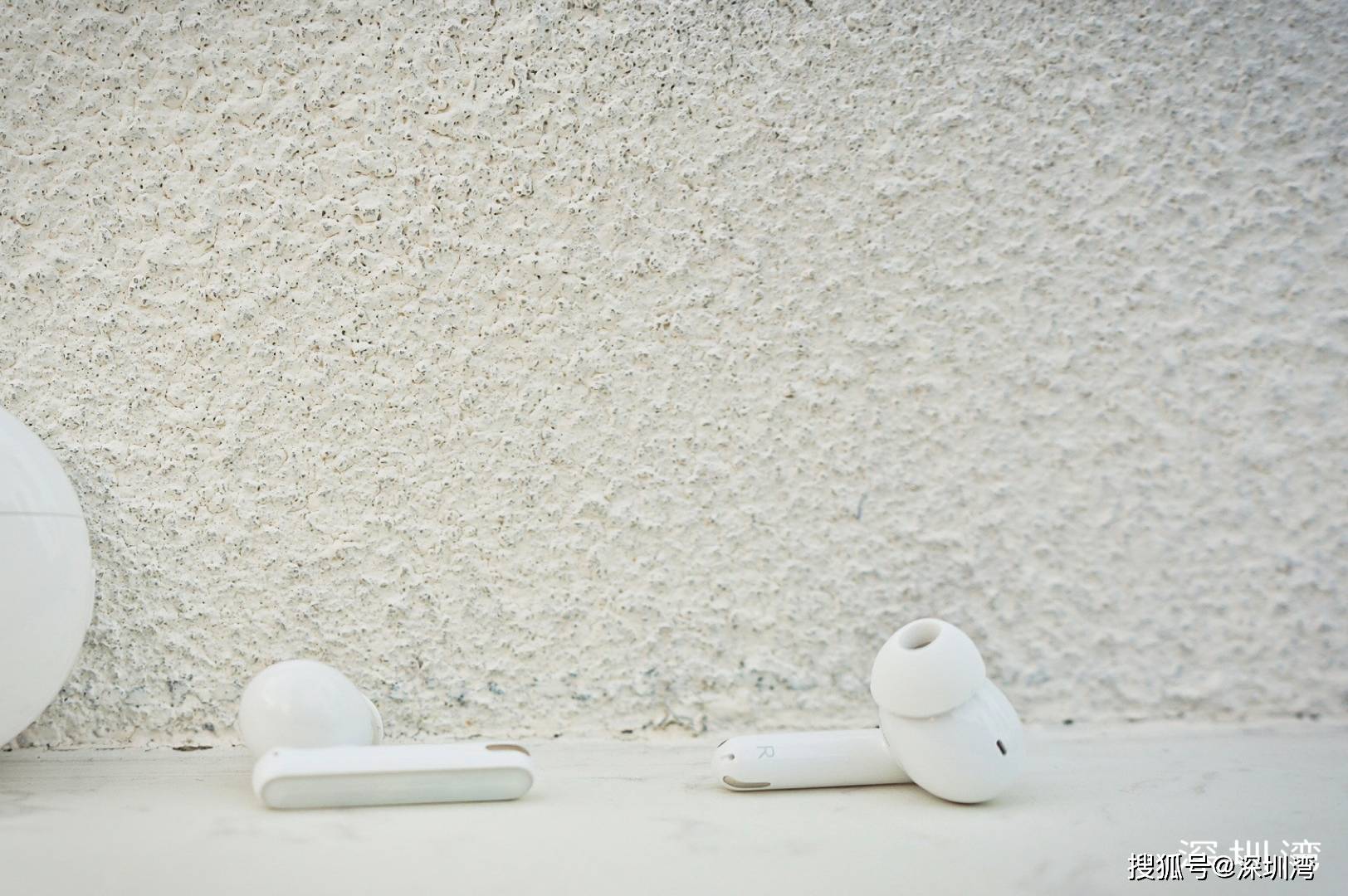 耳机|OPPO Enco Free2 首发评测：量耳定制的降噪和听感，我喜欢我的耳机