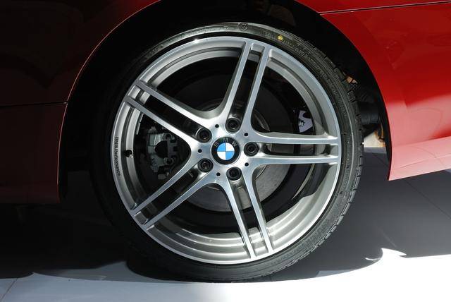 哪款轮胎抓地力最好 d64b754b80f84b9ab5ff2c940d7b02be.jpeg