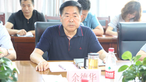 汉中市副市长张承祖到汉中职业技术学院调研