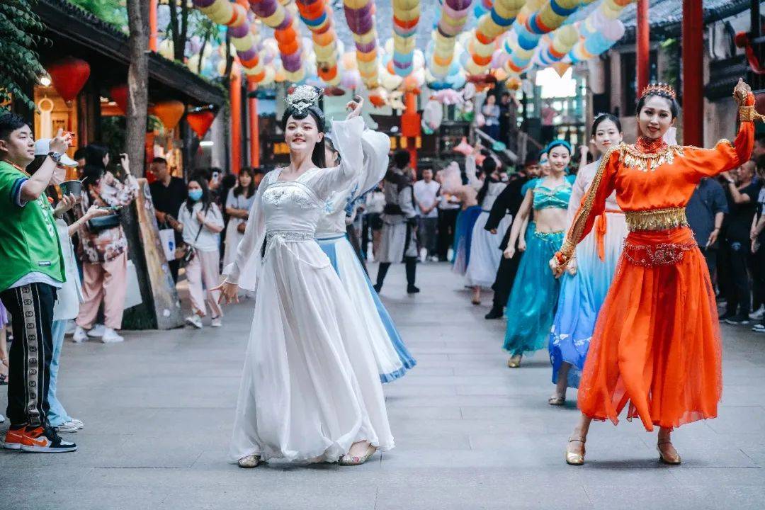 玩转宋城,一日千年,一生必看一次的千古情究竟有何魅力?