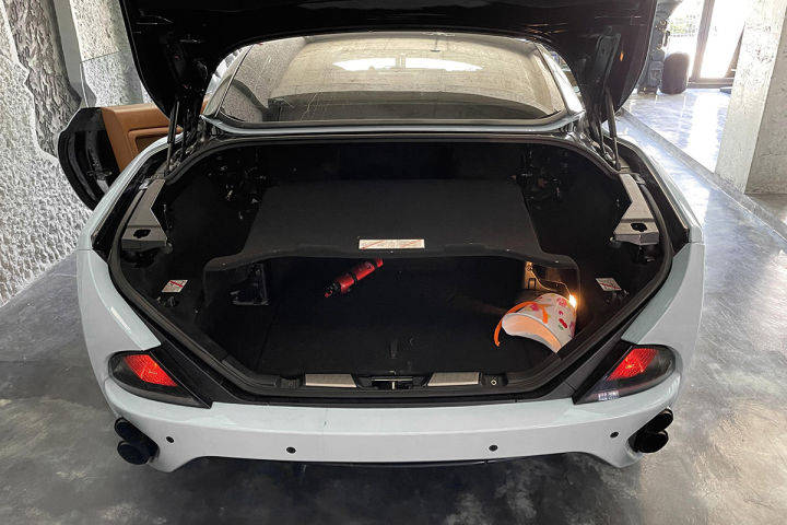 101w的法拉利加州说好的没事故谁曾想坏事成双客户幸亏我没来