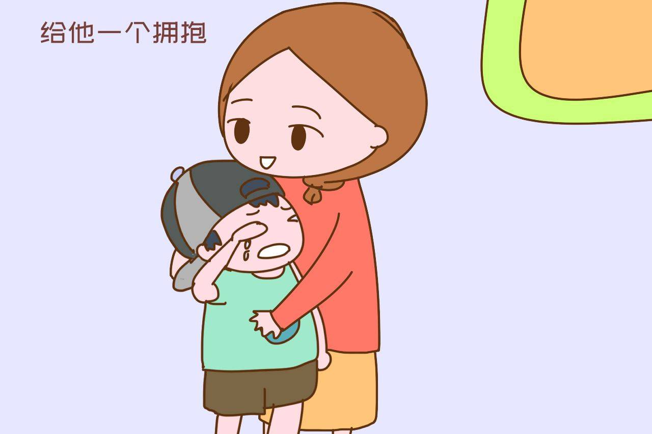 孩子在公共场合撒泼,杜江束手无策,胡可却能应对自如,值得学习_家长