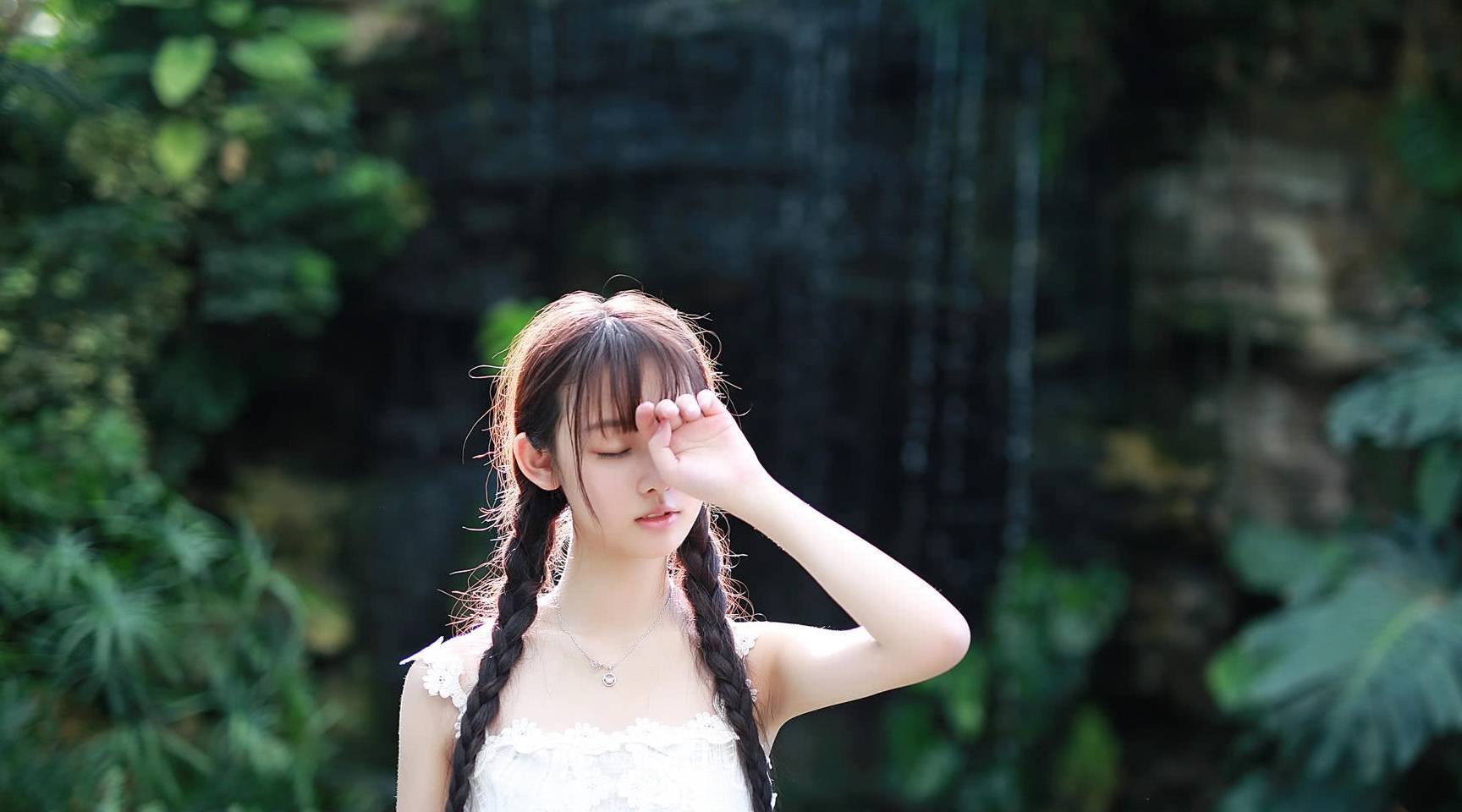 你为什么推人那小女孩出处哪里 - 医药经