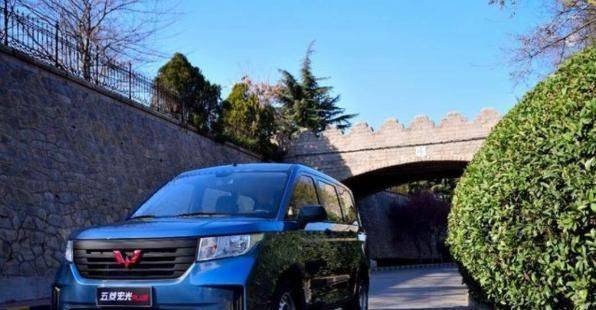 七座车排行榜_七万块选这些7座车,一万块一个座椅,性价比无敌!