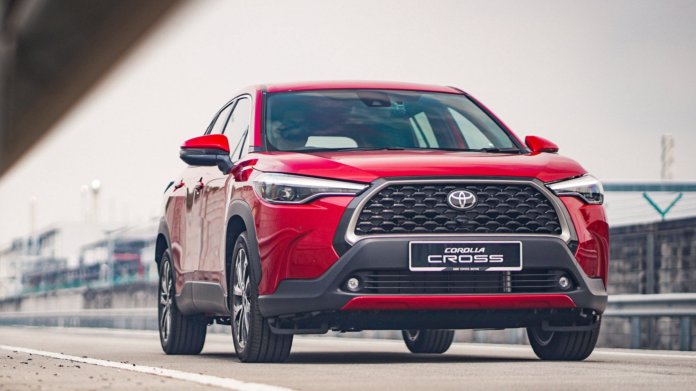 动力方面,目前卡罗拉cross在全球范围内提供了3种动力规格,其中包括一