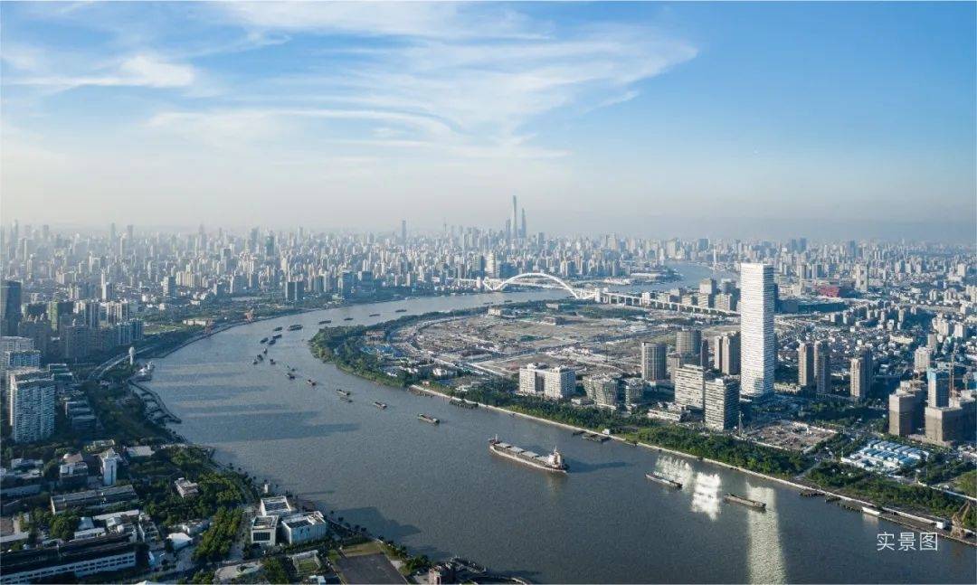 世博后滩第一高楼正式竣工浦江东岸添新地标