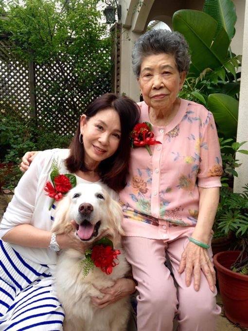 后来周丹薇慢慢地走了出来,收拾心情后的周丹薇也提醒其他在求子路上