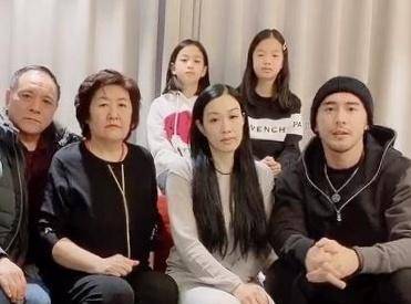 网络|钟丽缇瘦太多了，瓜子脸瘦成“锥子脸”，脸比女儿还要小