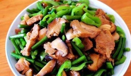 怎么把肉炒熟新手 b85145508ca1444180aaf0803370152c.jpeg
