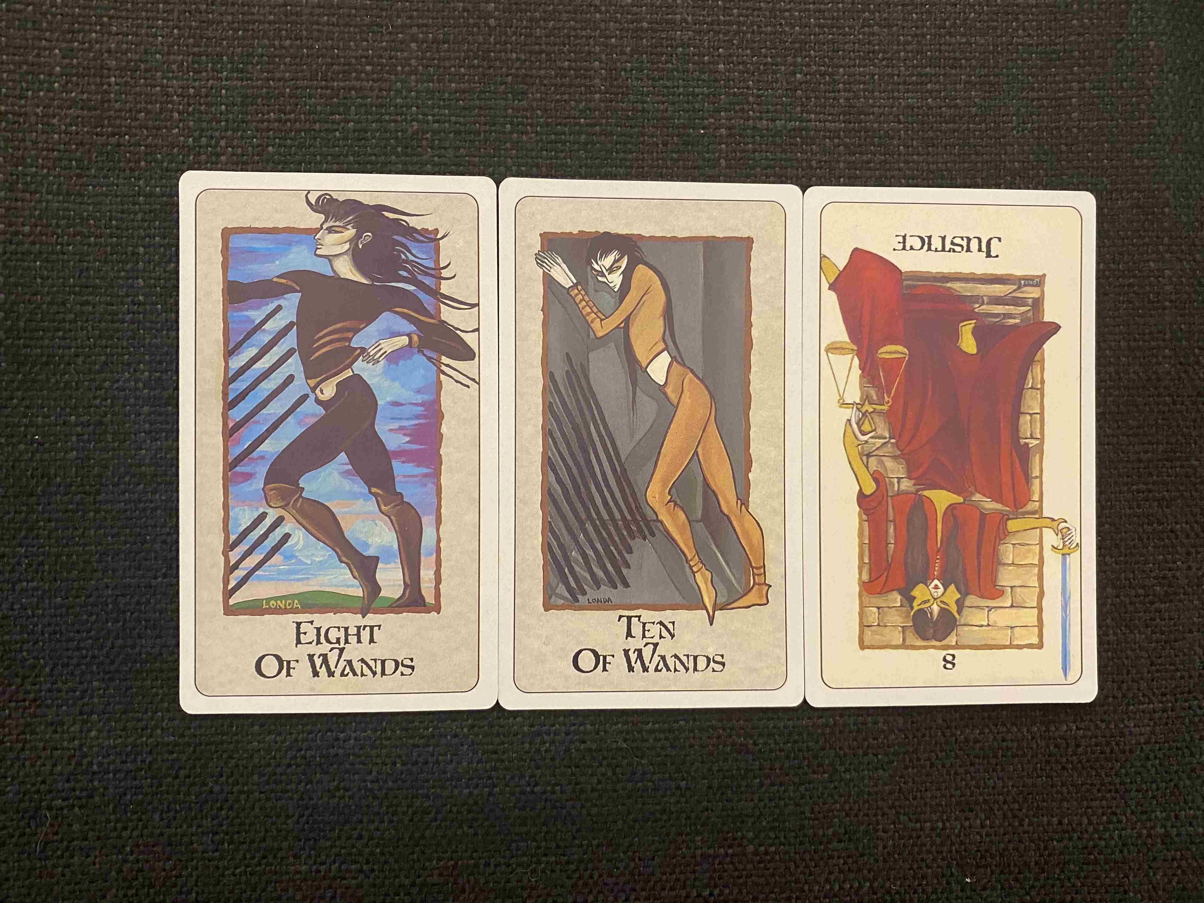 莫莫塔罗天蝎座6月下半月复合没有彻底放下还有复合想法