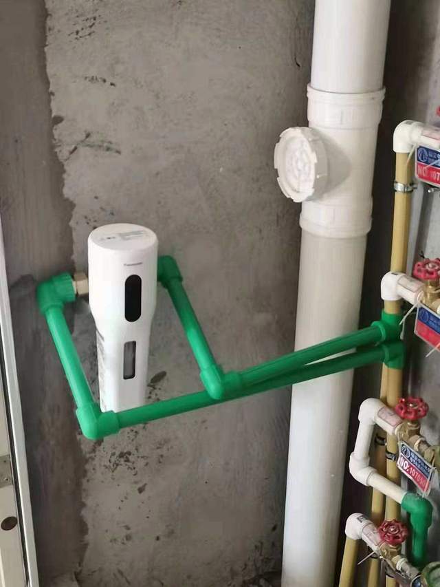净水器安装在哪根水管 101e482995a144dab933f2a6120d9dab.jpeg