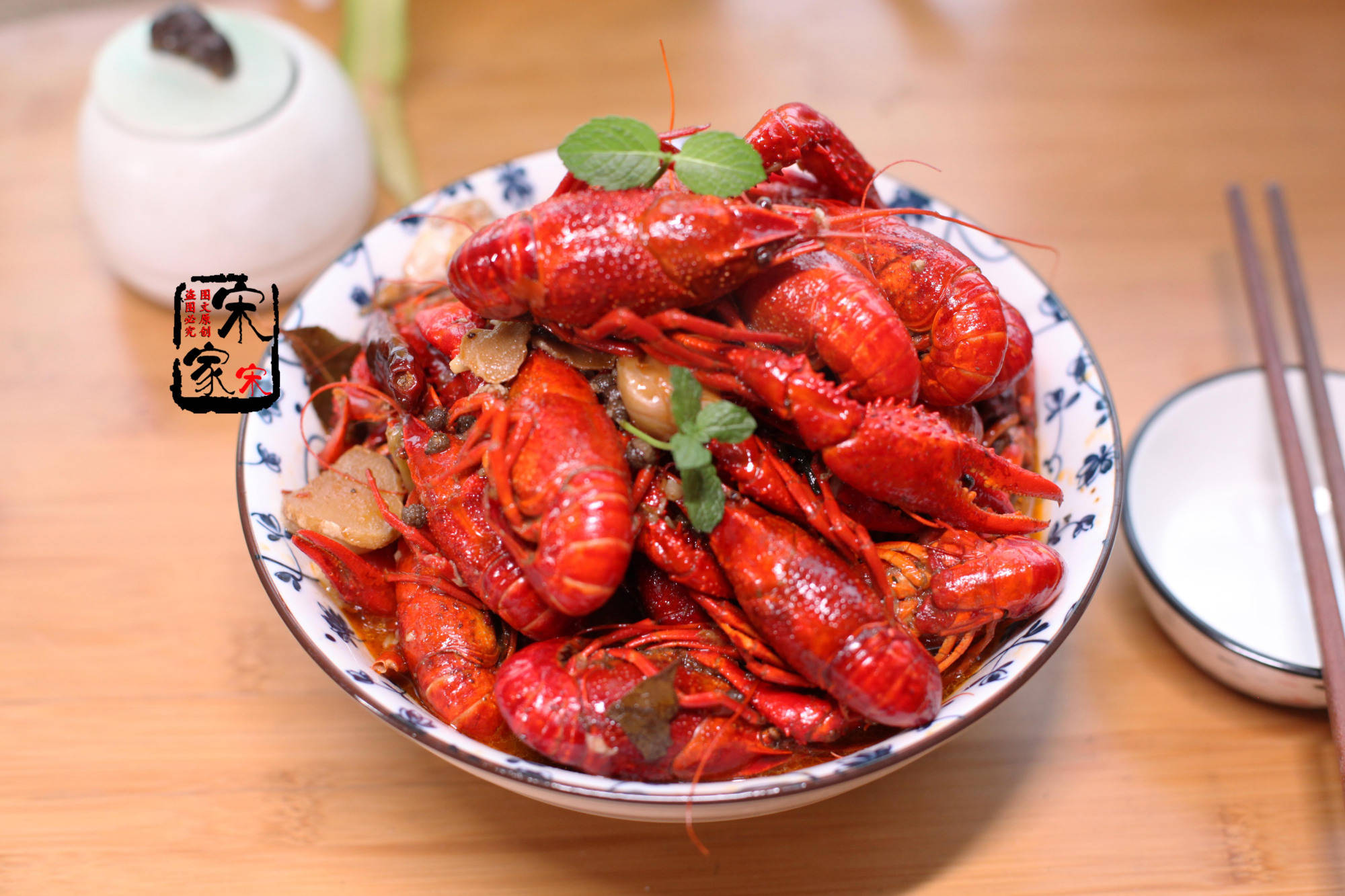吃小龙虾别"多此一举",小心多做这1步,坏了1盘虾的口感_宋宋