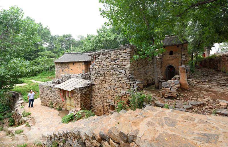 嵩县石场村通过评审全国首批河南首个地质文化村