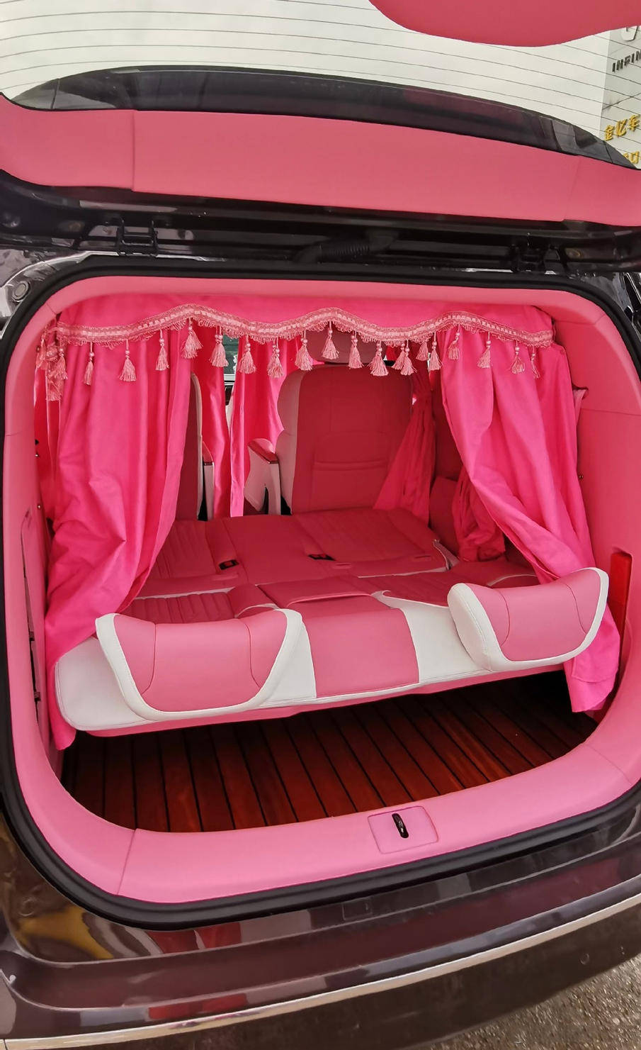 车主魔改gl8成婚房网友直呼辣眼睛