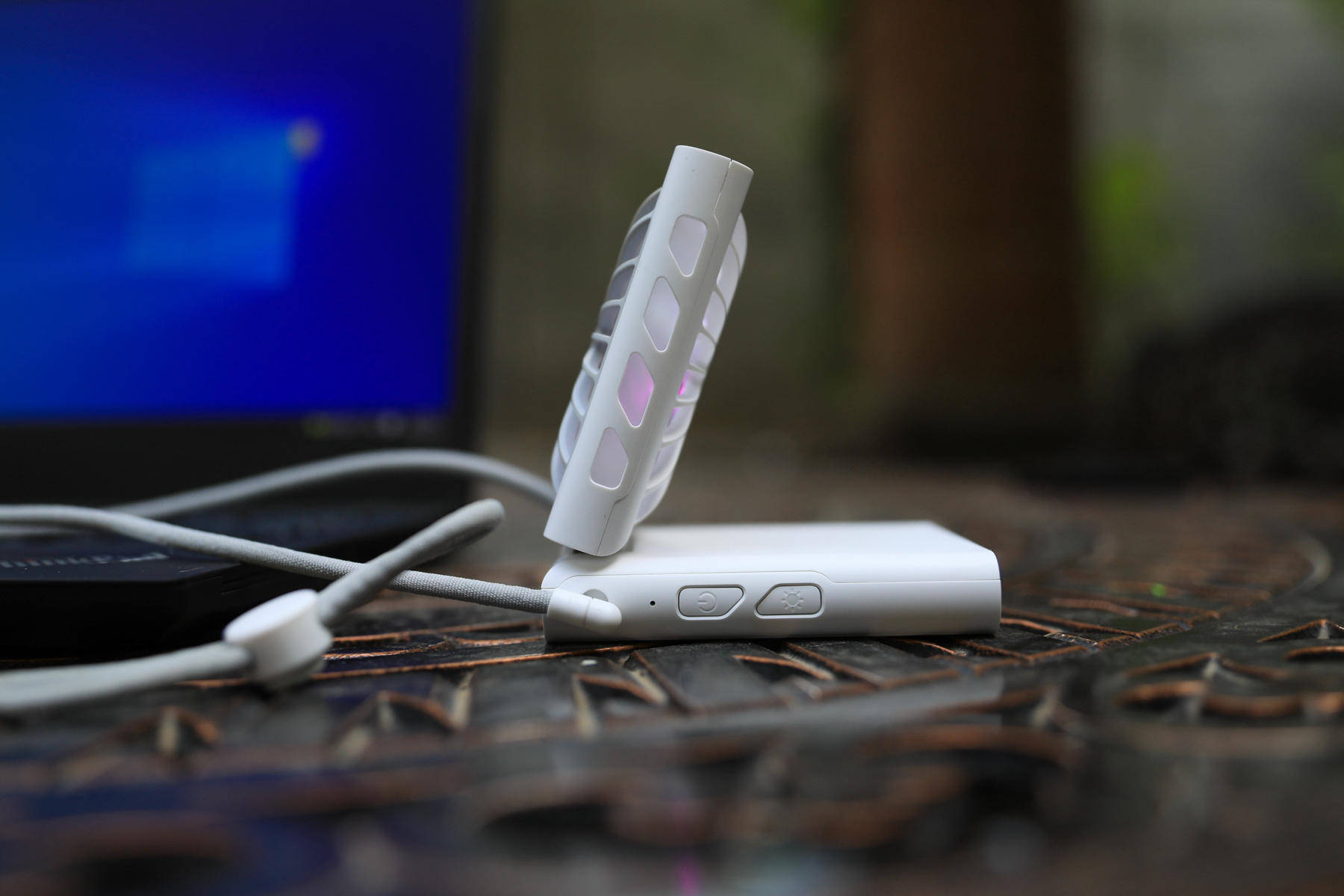 这个夏天，有你的陪伴就好！ZMI紫米挂脖折叠风扇评测