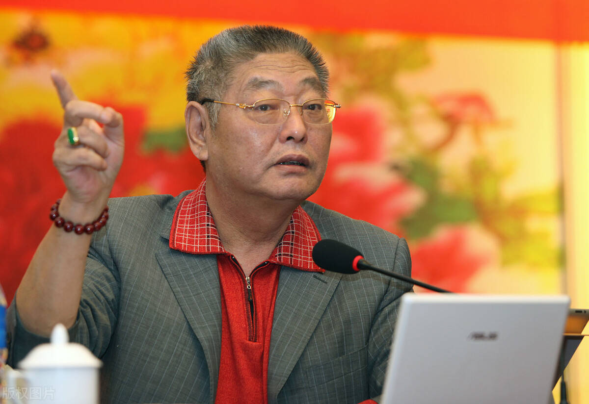 从2万赚到2000万,中国第一股民到底传奇在哪?回顾杨百万的一生