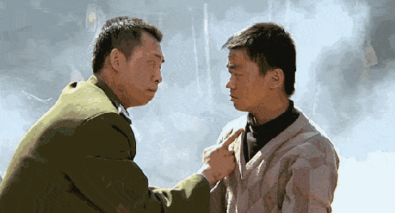 梦见老带着一个男孩身边还有个女人，解读梦境中的情感纽带与人生指引