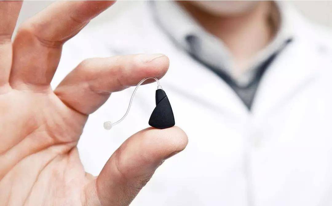 助听器怎么保养?_电池