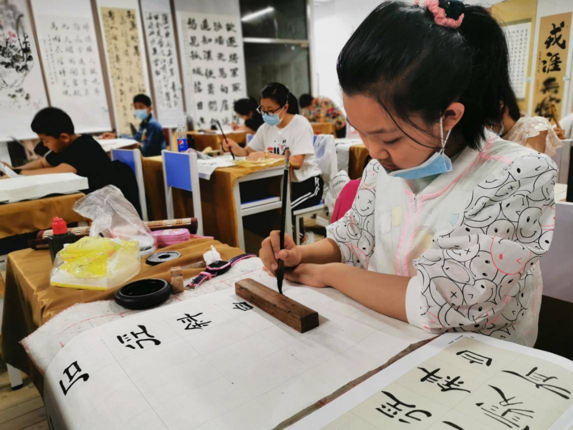 "青艺"杯吉林省第四届青少年书法现场大赛圆满举办