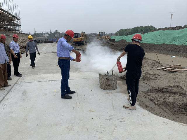 海安市雅周镇开展建筑施工领域应急救援演练活动_徐明喜