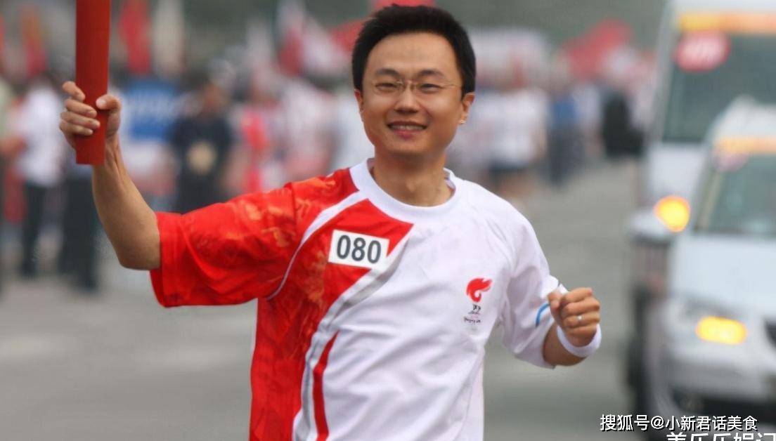 原创央视新国脸刚强娶40岁北京卫视一姐春妮儿子叫刚好