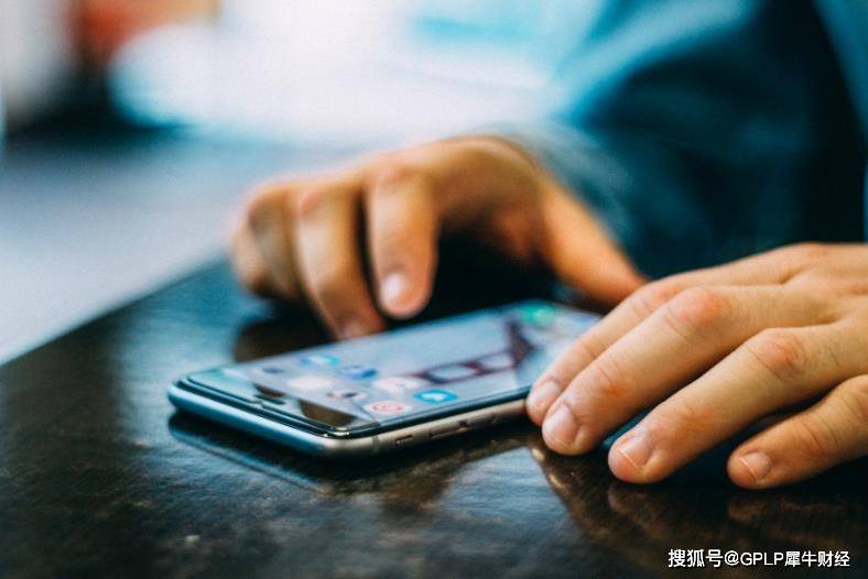 手机降温最快最有效方法 84943efc09364621a06ff40c77fc1abc.jpeg
