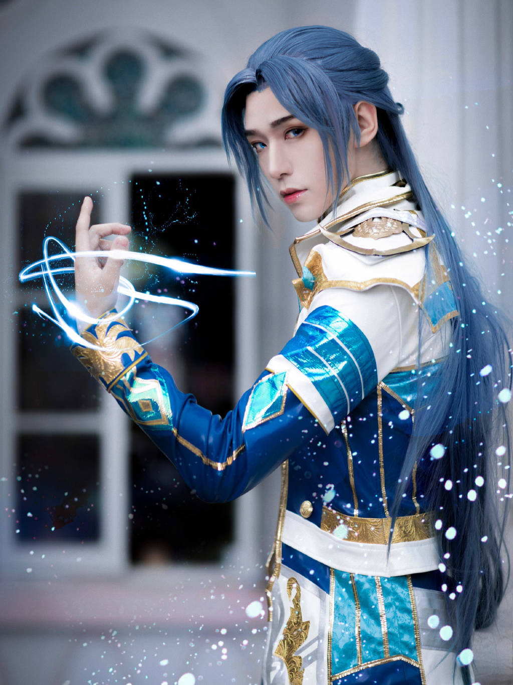 原创史莱克七怪男神cos戴沐白侧颜绝了奥斯卡让人眼前一亮