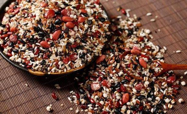 吃什么会变黑大全 33813a7b1cc449798ca3b1d1162892b6.jpeg