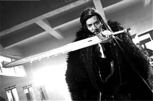 原创项羽宁愿自刎也不过江的行为很蠢吗其实回江东才是真的蠢