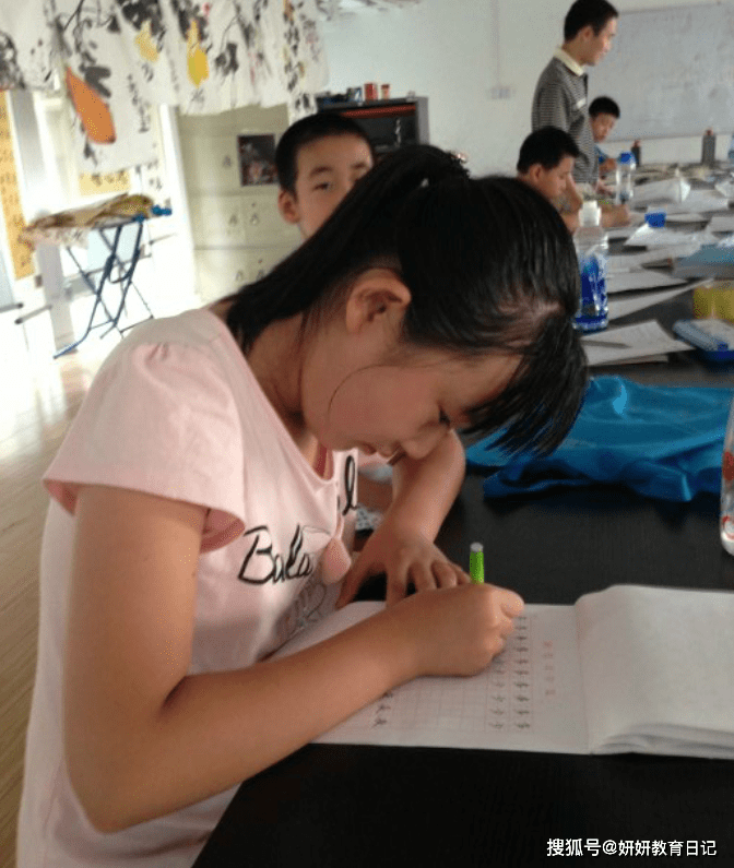 原创钱学森96分试卷爆出字体远超衡水字体是当之无愧的学霸