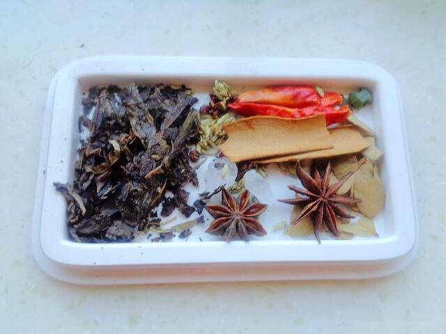 料理盒做茶叶蛋 茶香味浓超入味 做法简单 新手都能做出来 美食