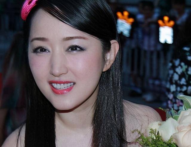 昔日的金童玉女毛宁与杨钰莹，为何没有在一起，两人现状如何？